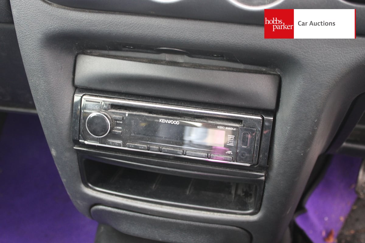 FORD ESCORT FINESSE image 35