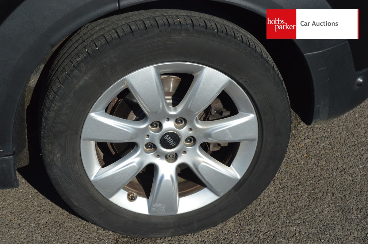 MINI COUNTRYMAN COOPER S E ALL4 A image 10