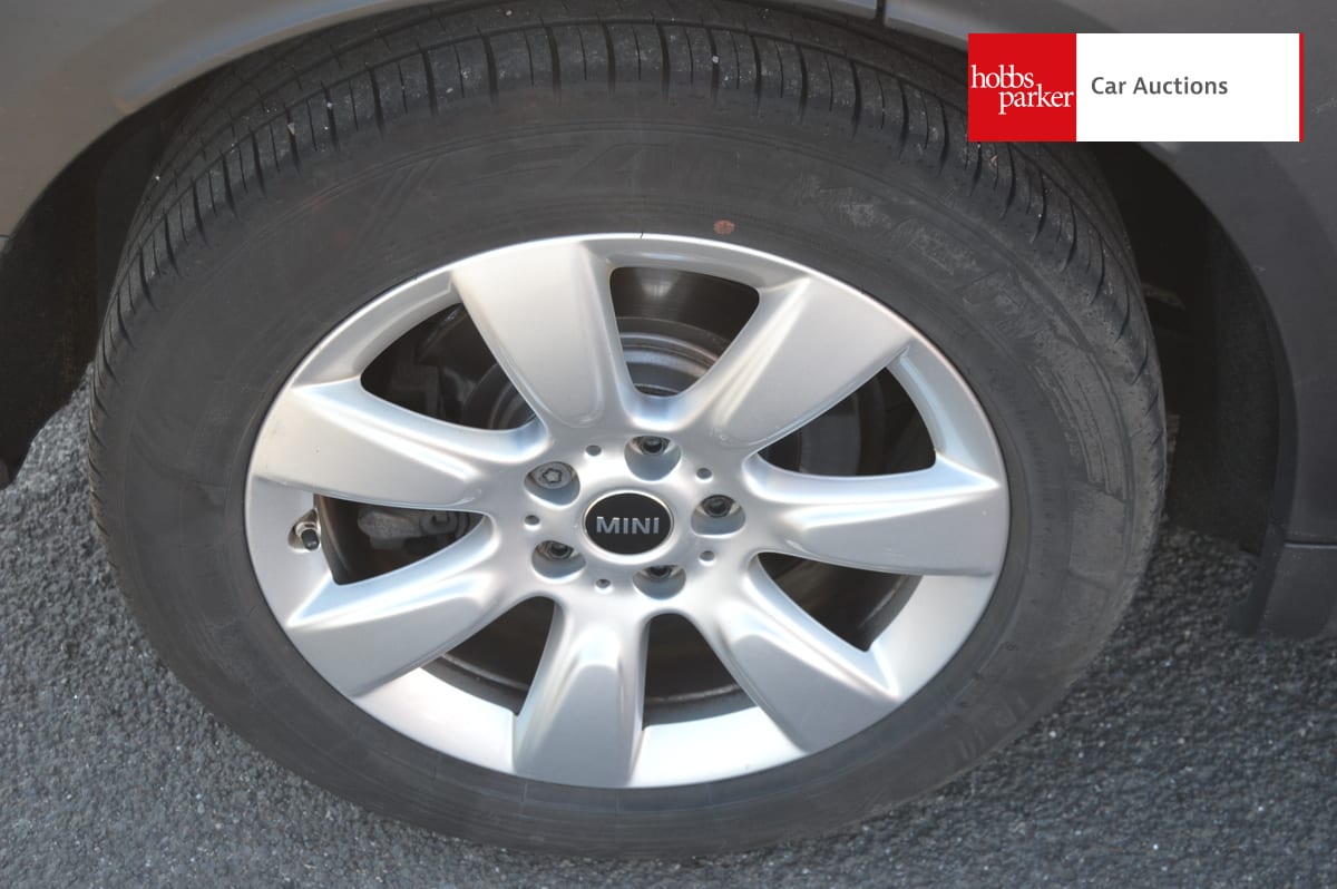 MINI COUNTRYMAN COOPER S E ALL4 A image 11