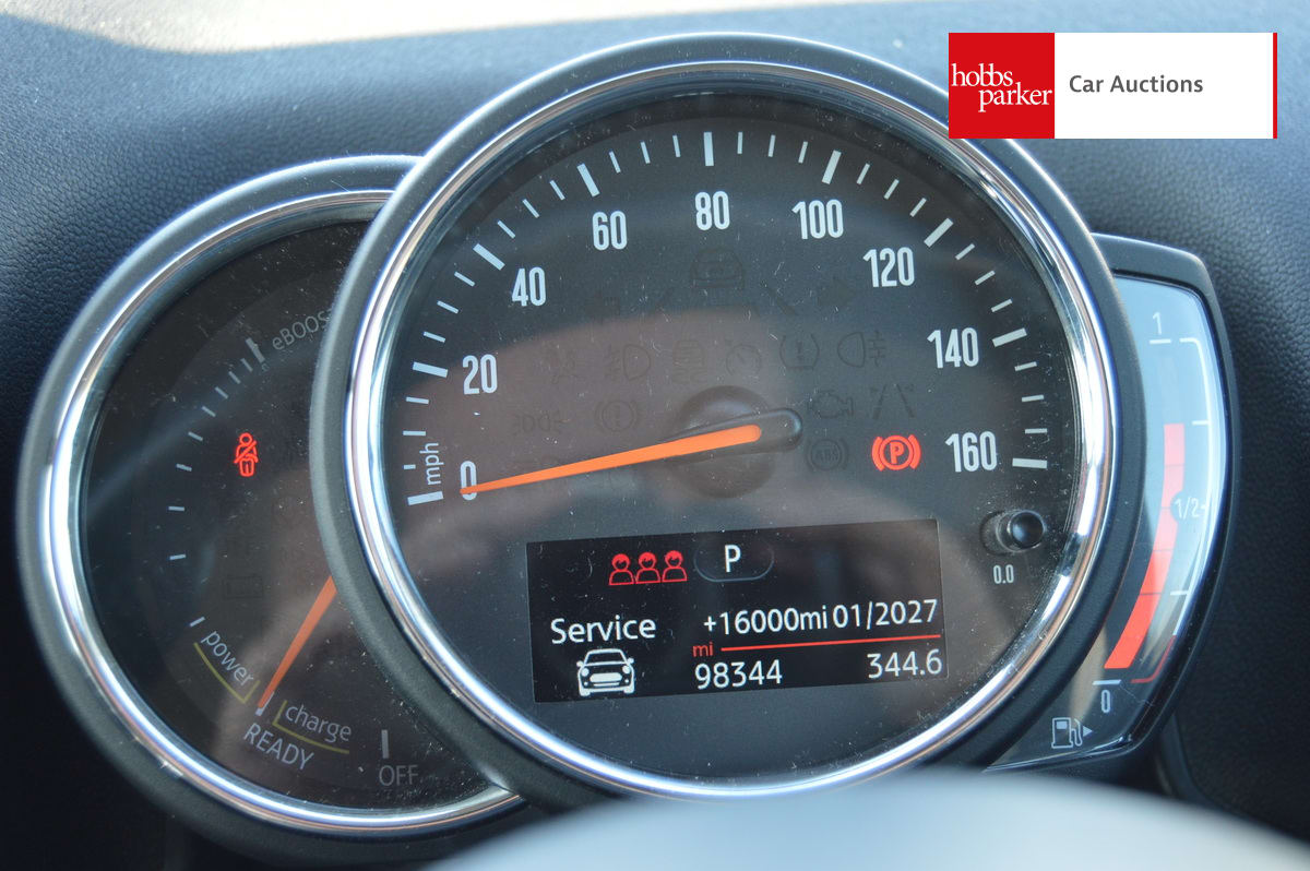 MINI COUNTRYMAN COOPER S E ALL4 A image 17