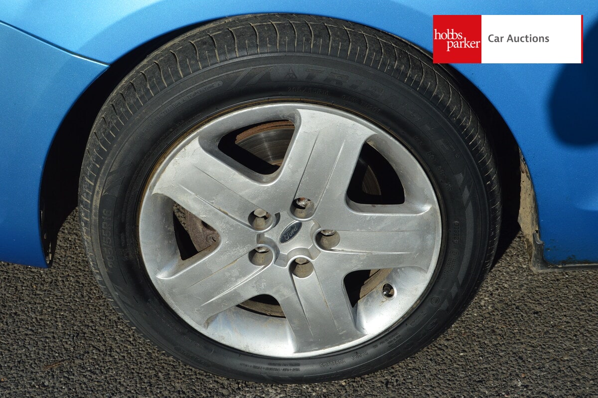 FORD FOCUS SPORT TDCI image 9