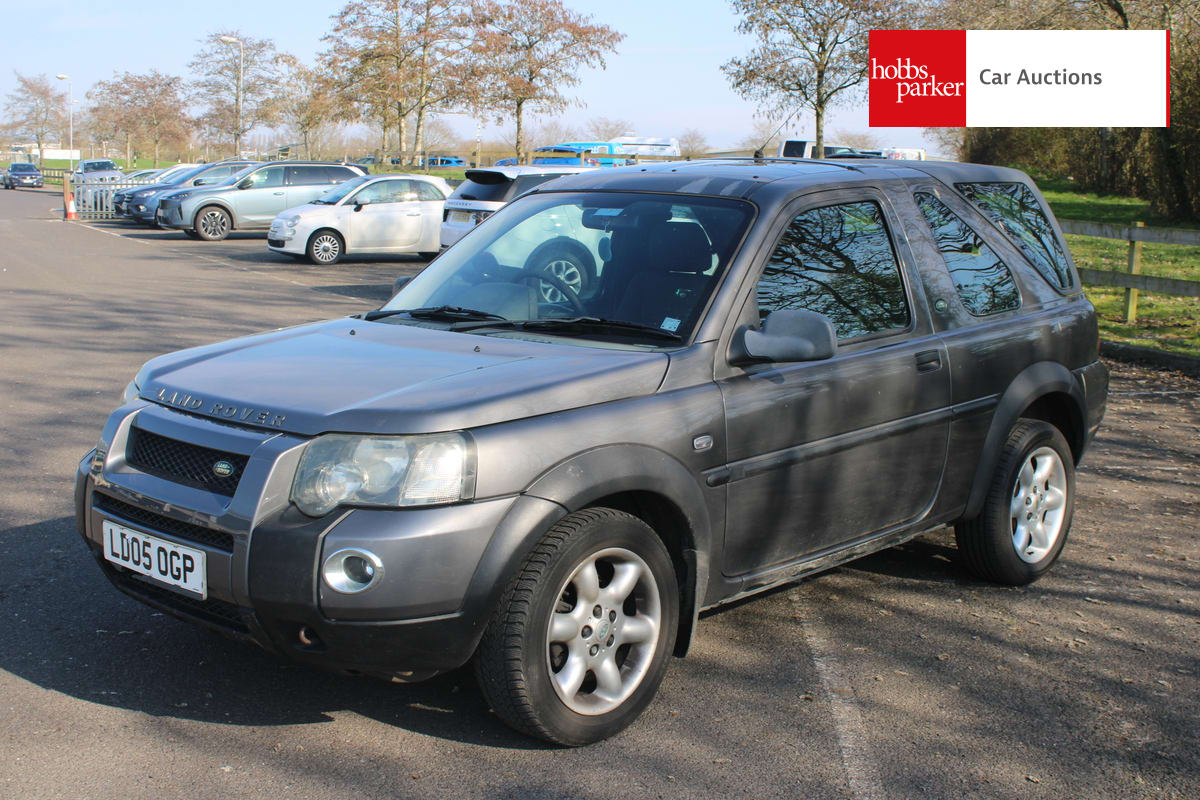LAND ROVER FREELANDER TD4 XEI AUTO image 7
