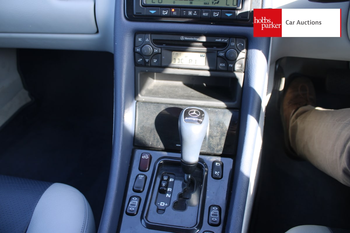 MERCEDES CLK430 AVANTGARDE AUTO CONVERTIBLE image 29