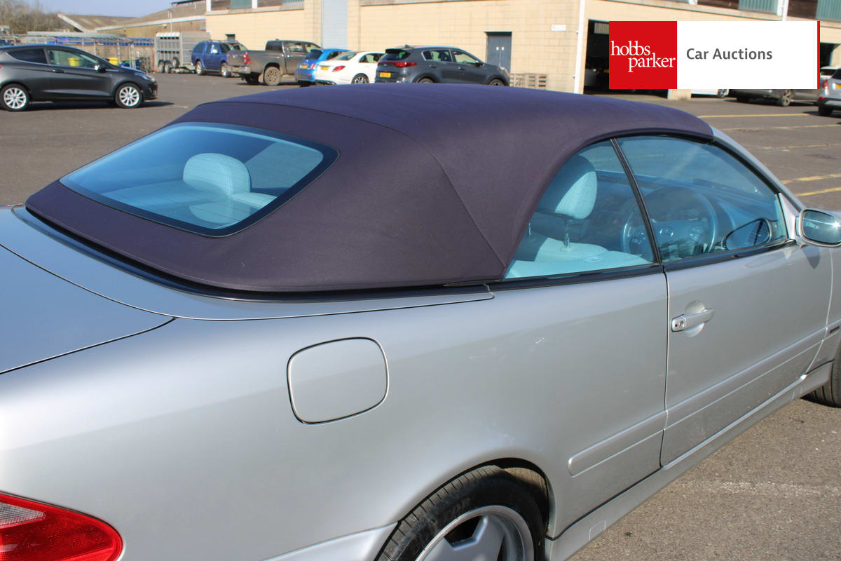 MERCEDES CLK430 AVANTGARDE AUTO CONVERTIBLE image 31