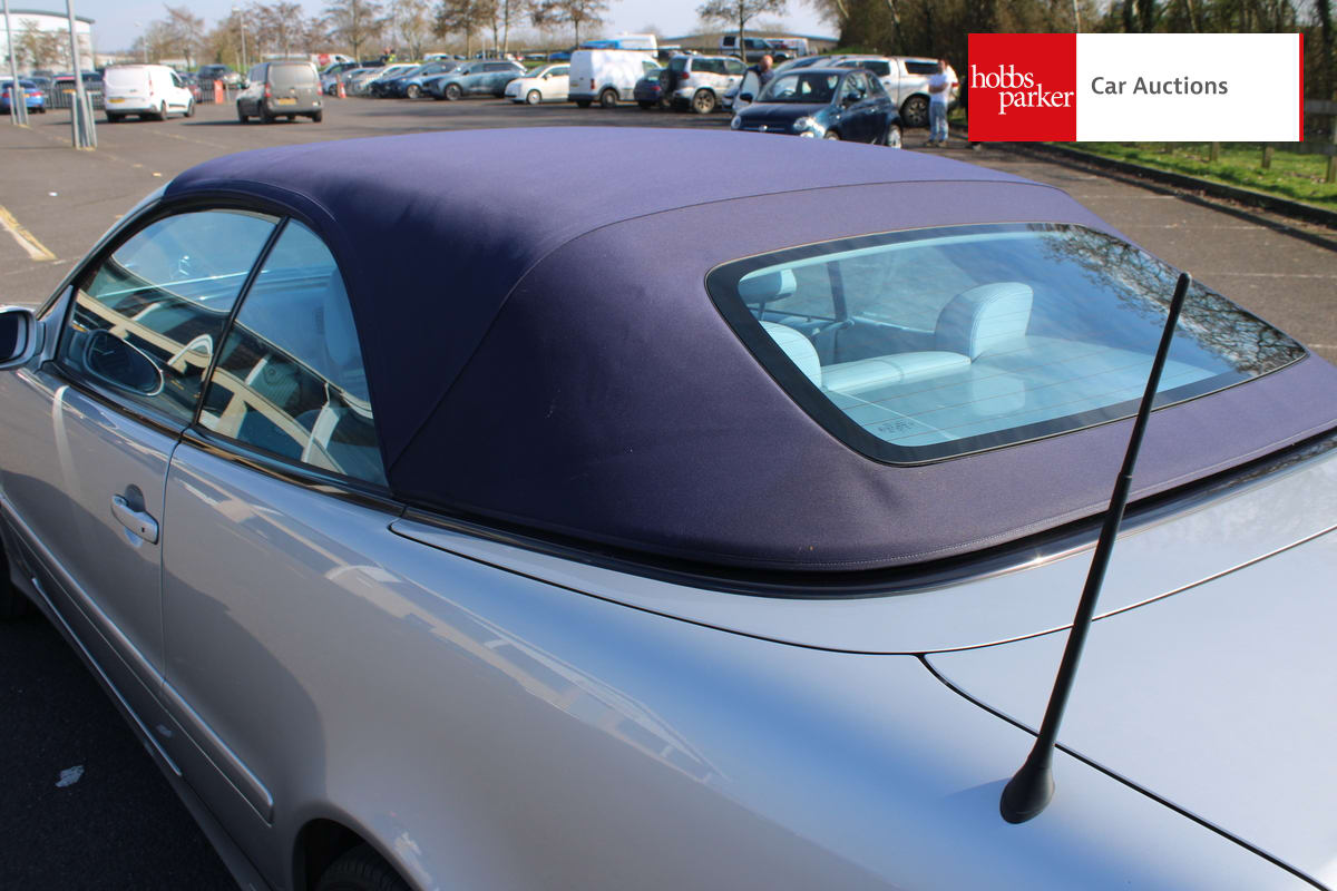 MERCEDES CLK430 AVANTGARDE AUTO CONVERTIBLE image 32
