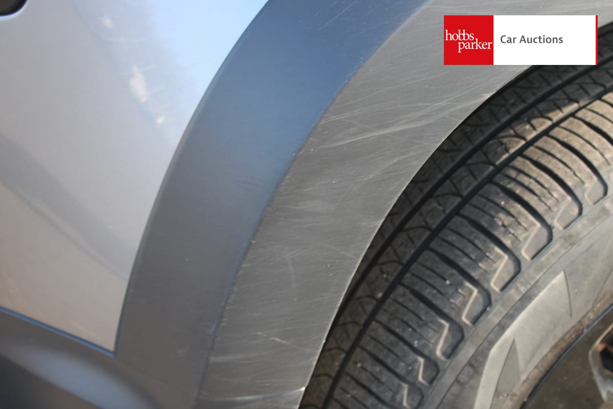 LAND ROVER DEFENDER SE D AUTO image 24