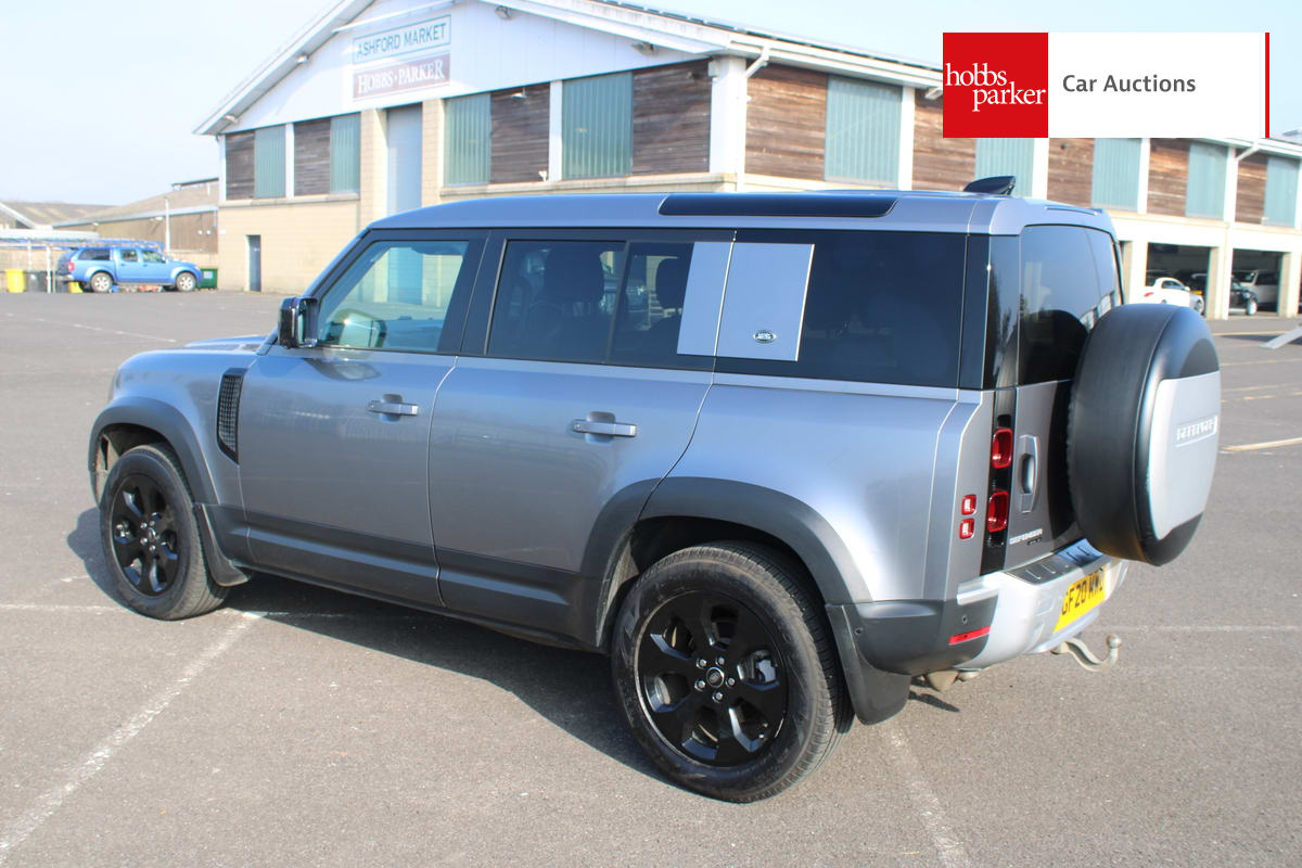 LAND ROVER DEFENDER SE D AUTO image 5