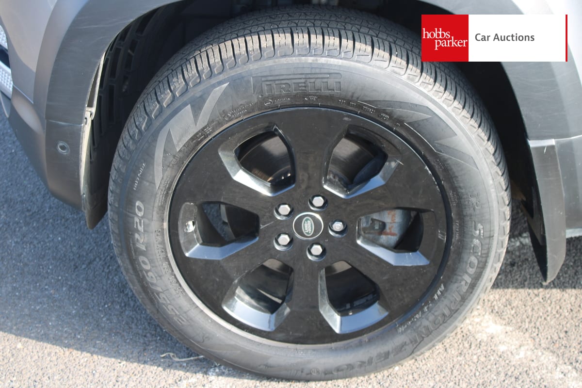 LAND ROVER DEFENDER SE D AUTO image 12