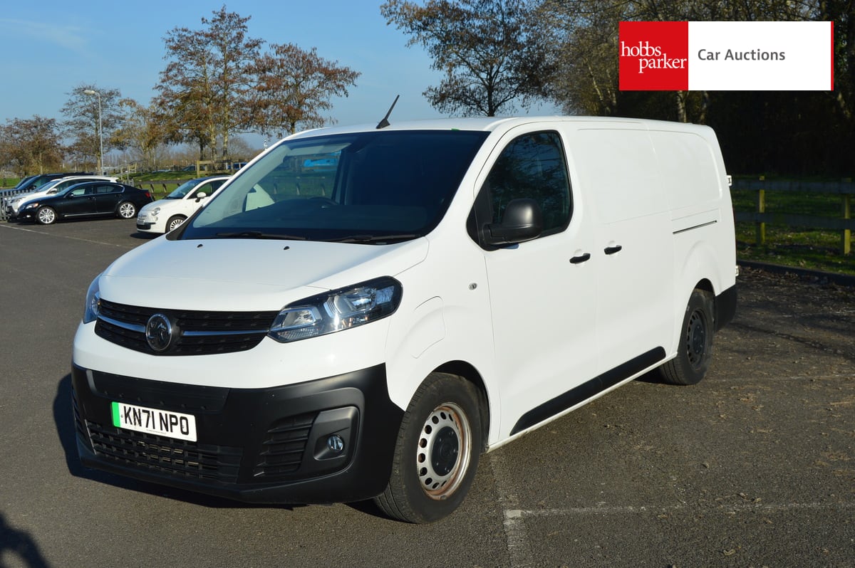 VAUXHALL VIVARO-E 3100 DYNAMIC image 7