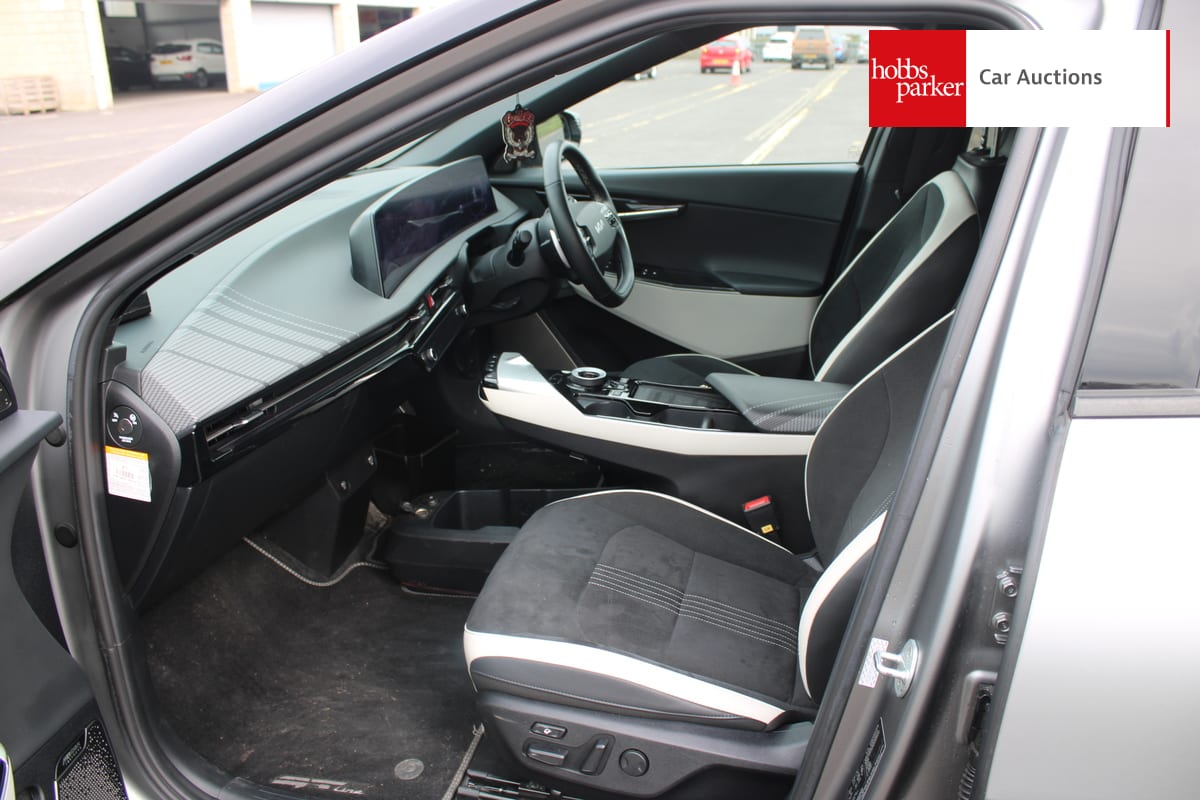 KIA EV6 GT-LINE S image 13