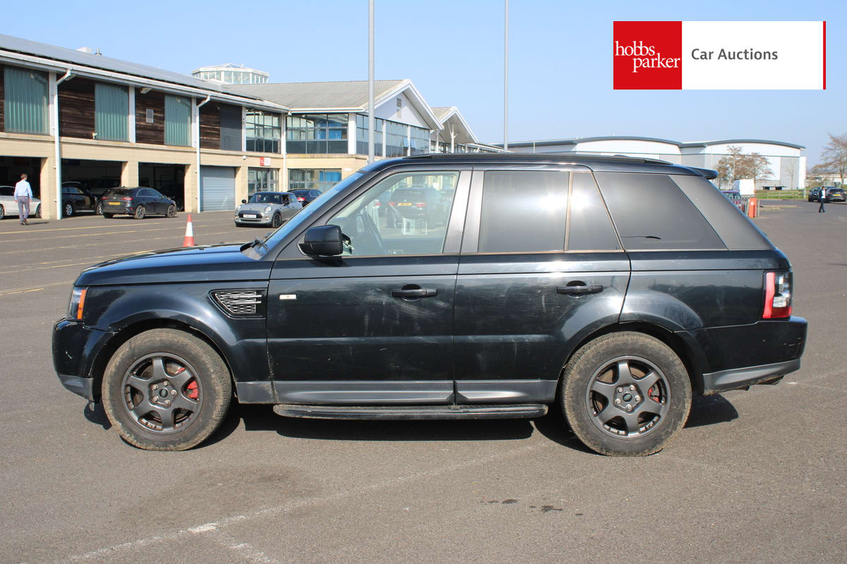 LAND ROVER RANGE ROVER SPORT HSE SDV image 6