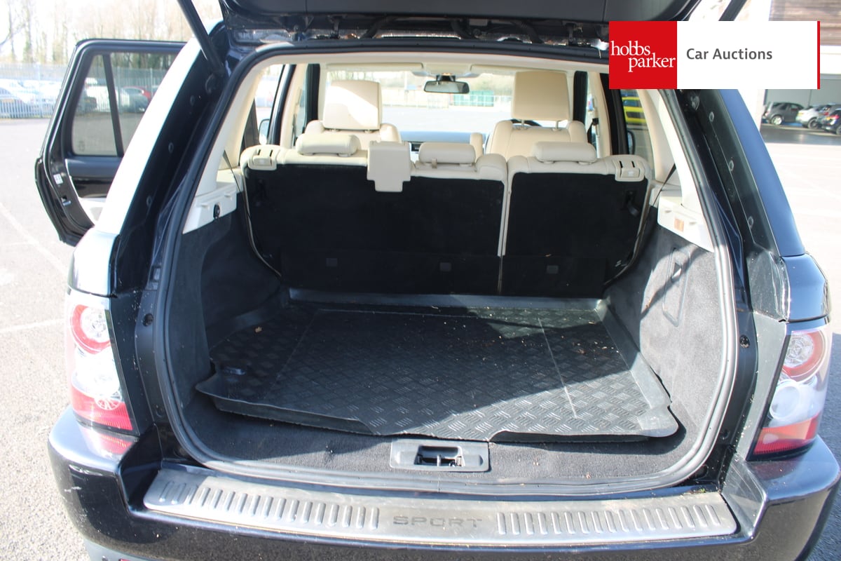 LAND ROVER RANGE ROVER SPORT HSE SDV image 15