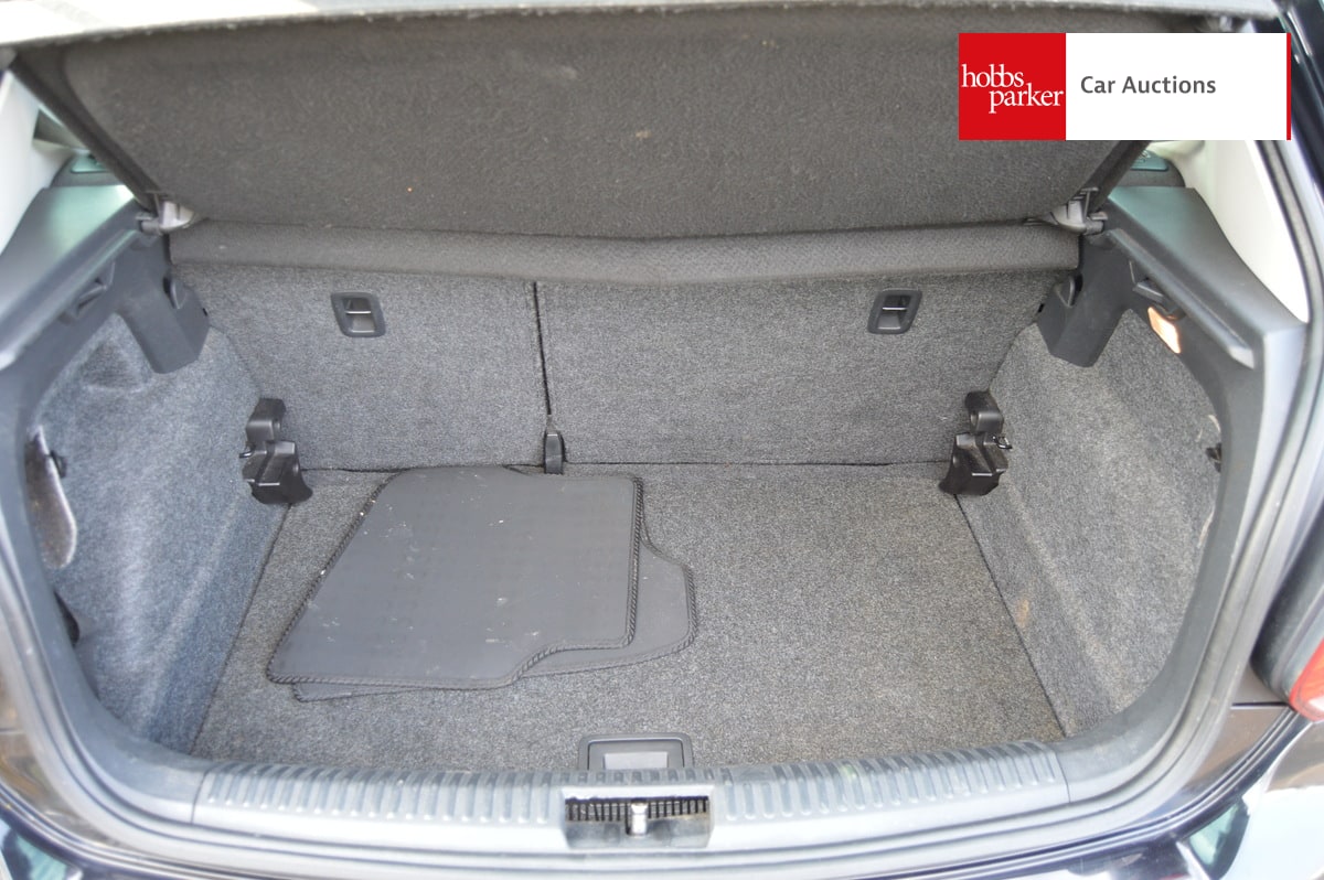 VOLKSWAGEN POLO MATCH 85 image 15