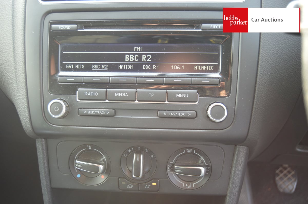 VOLKSWAGEN POLO MATCH 85 image 17