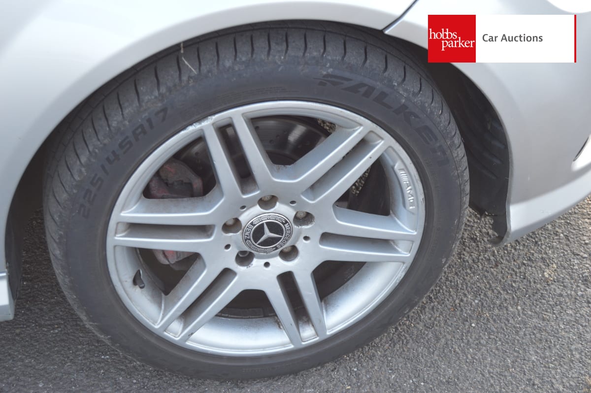 MERCEDES C220 CDI image 12