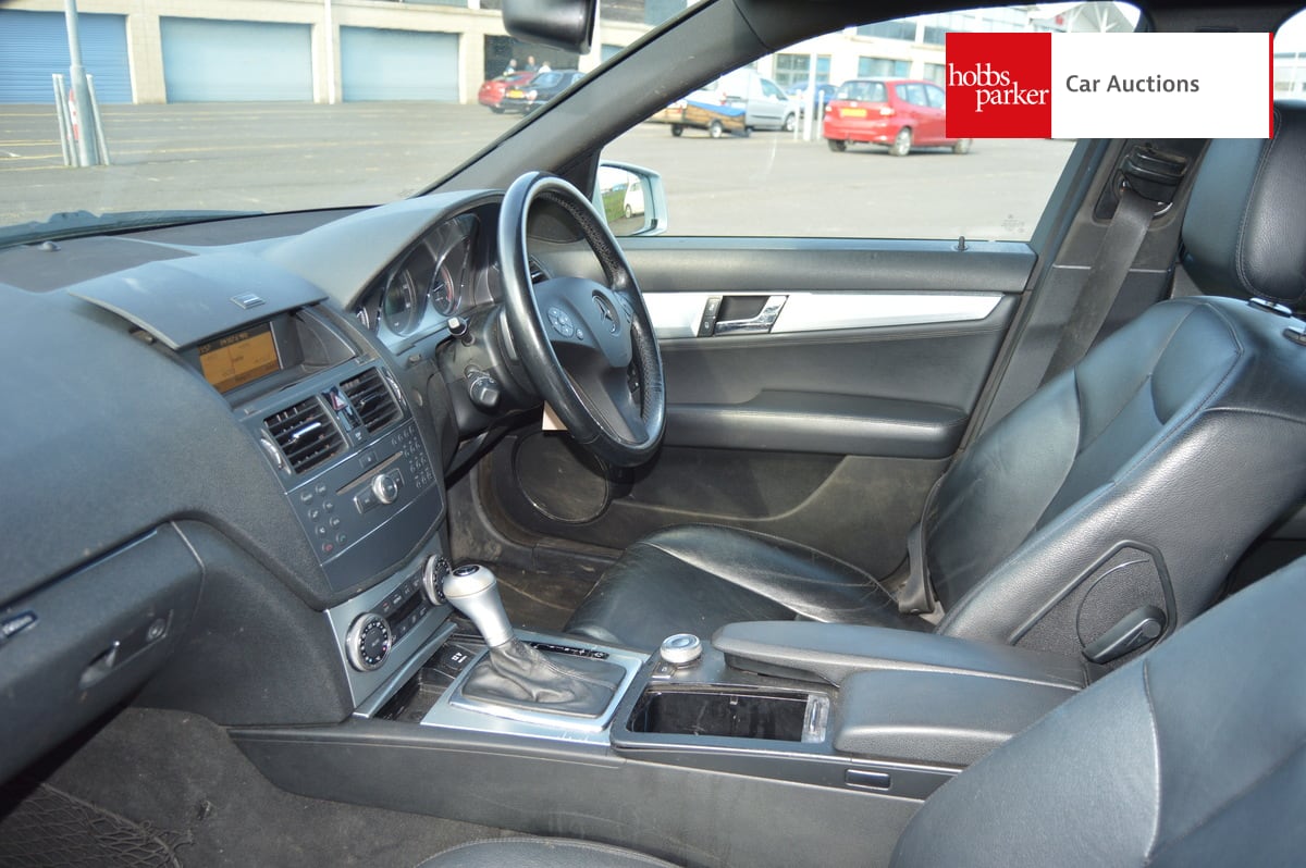 MERCEDES C220 CDI image 13