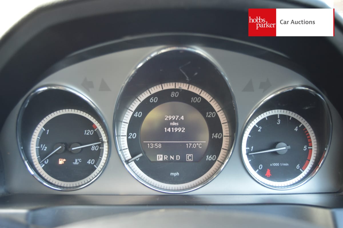 MERCEDES C220 CDI image 16