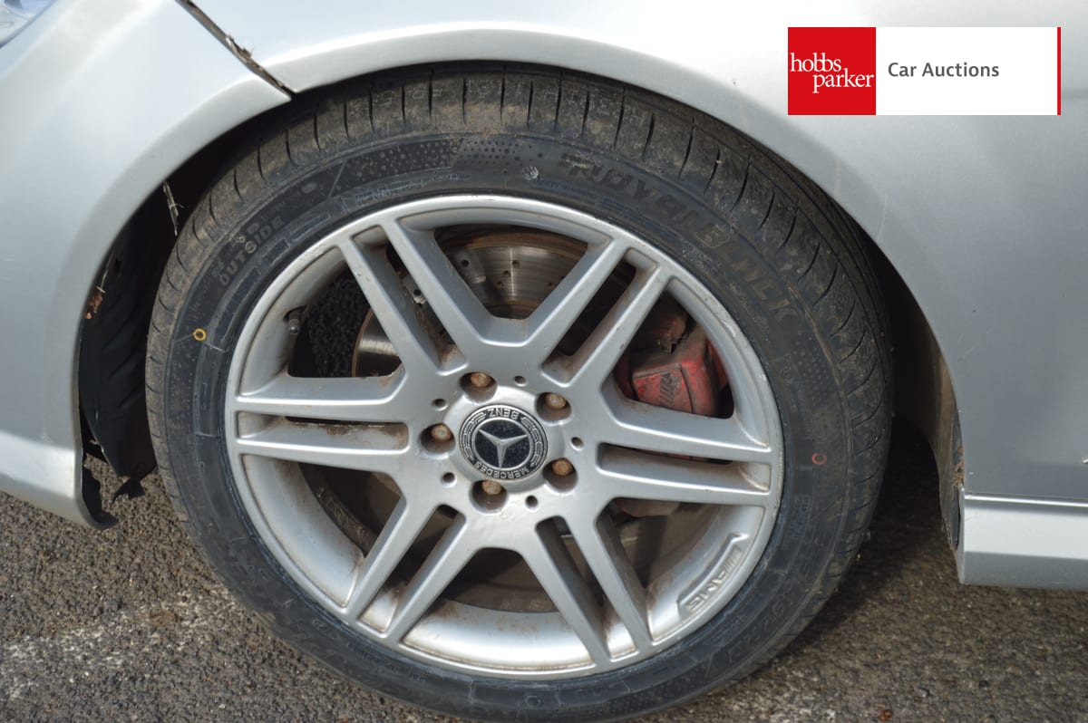 MERCEDES C220 CDI image 9