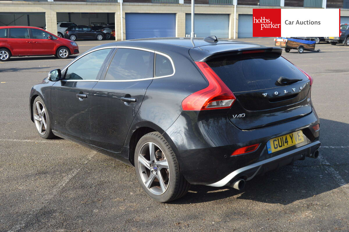 VOLVO V40 R-DESIGN LUX NAV D4 A image 5