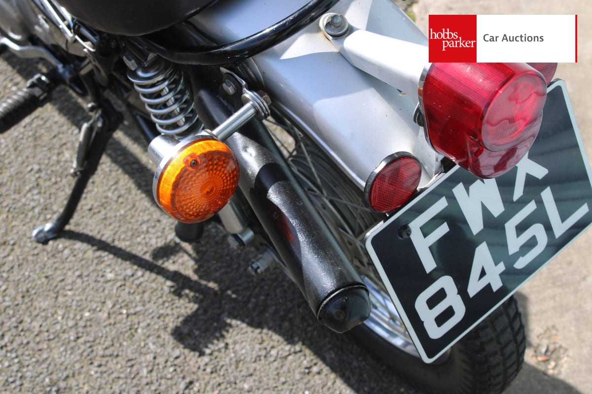 YAMAHA DT 100 image 10