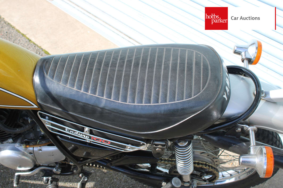 YAMAHA DT 100 image 9