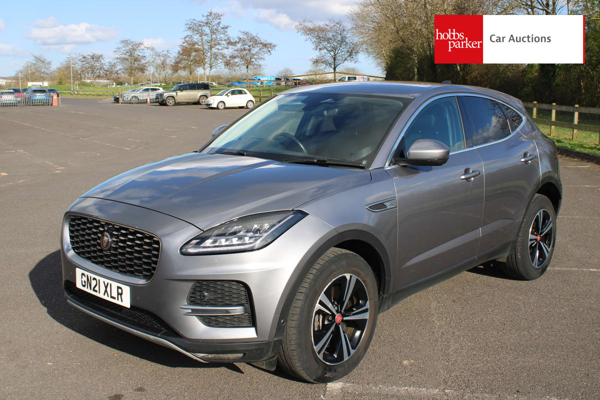 JAGUAR E-PACE S D MHEV AWD AUTO image 7