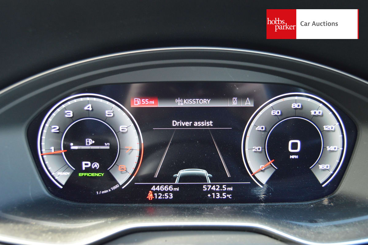 AUDI Q5 S LINE 45 TFSI MHEV QUAT SA image 16