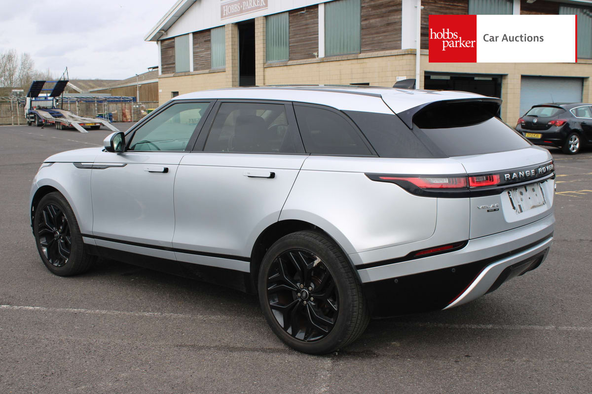LAND ROVER RANGE ROVER VELAR SE D240 AUTO image 5