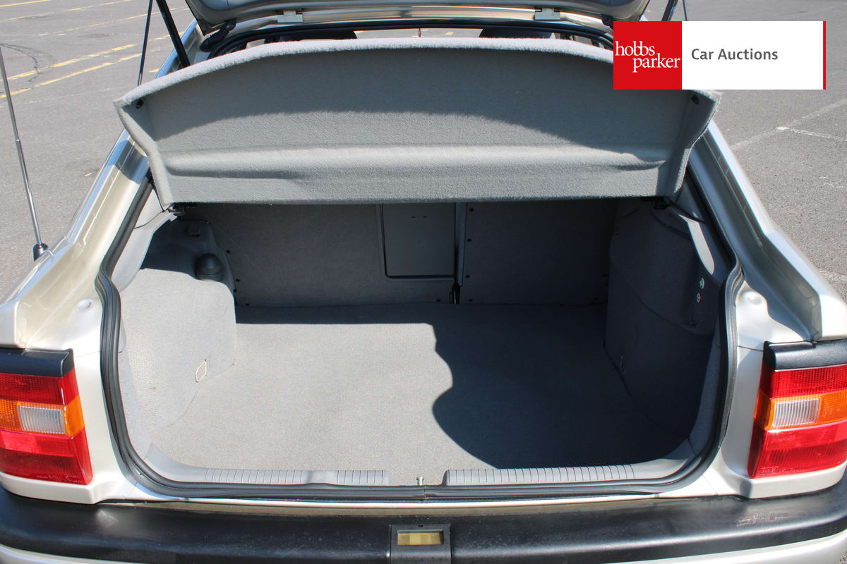 VAUXHALL CAVALIER LS image 19