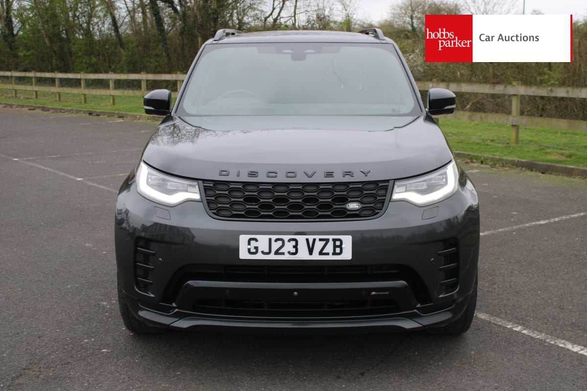 LAND ROVER DISCOVERY RDYNAMIC SE D M image 8
