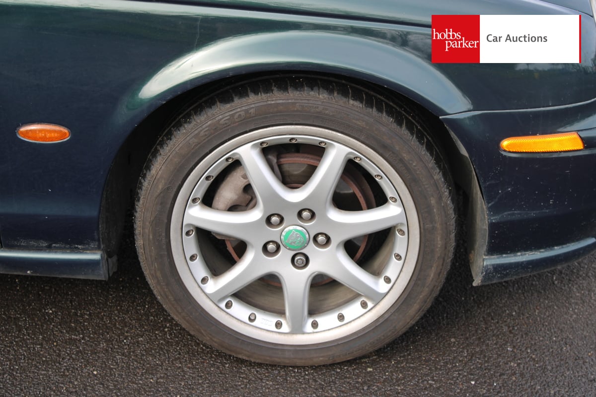 JAGUAR S-TYPE V6 SPORT AUTO image 13