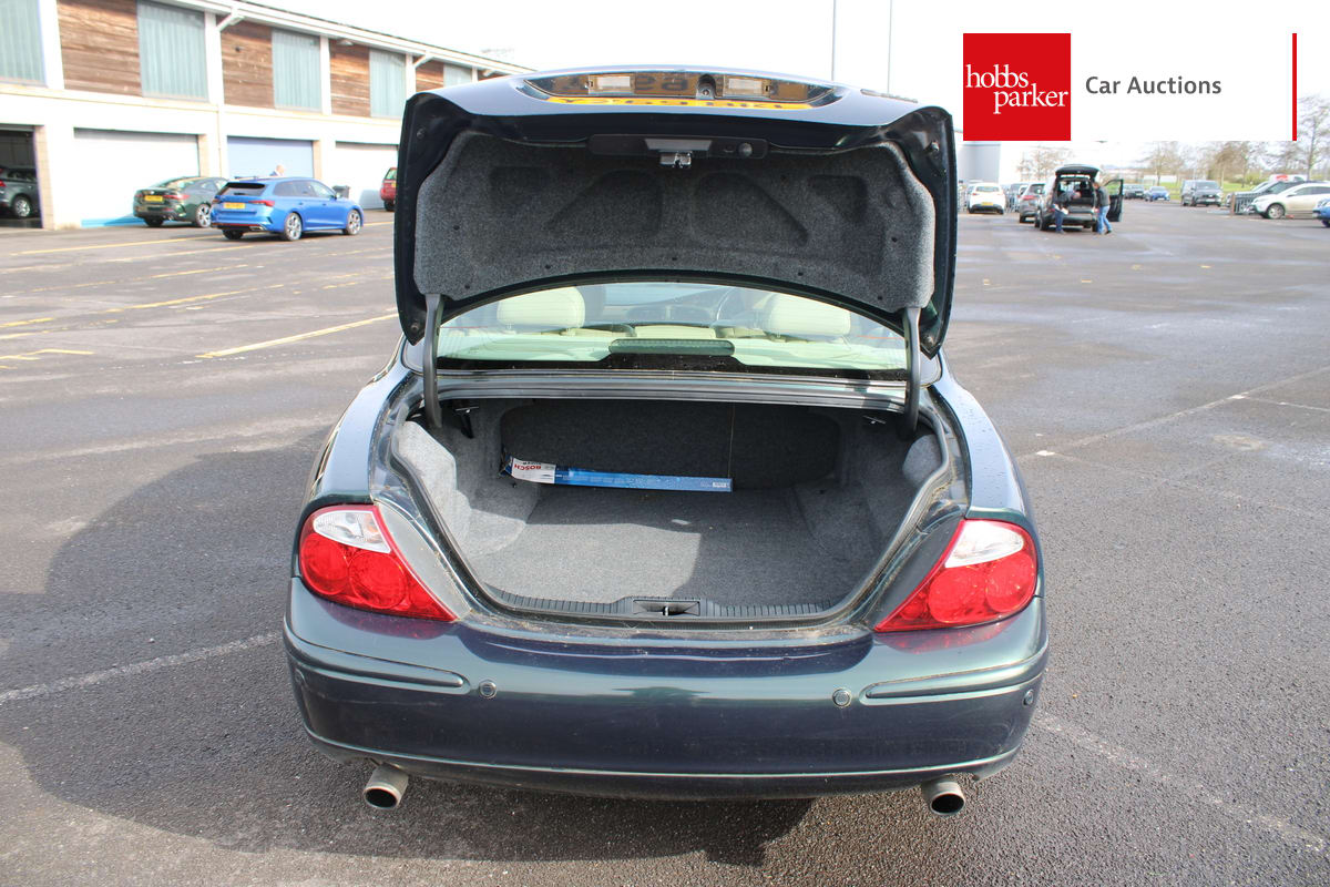 JAGUAR S-TYPE V6 SPORT AUTO image 25