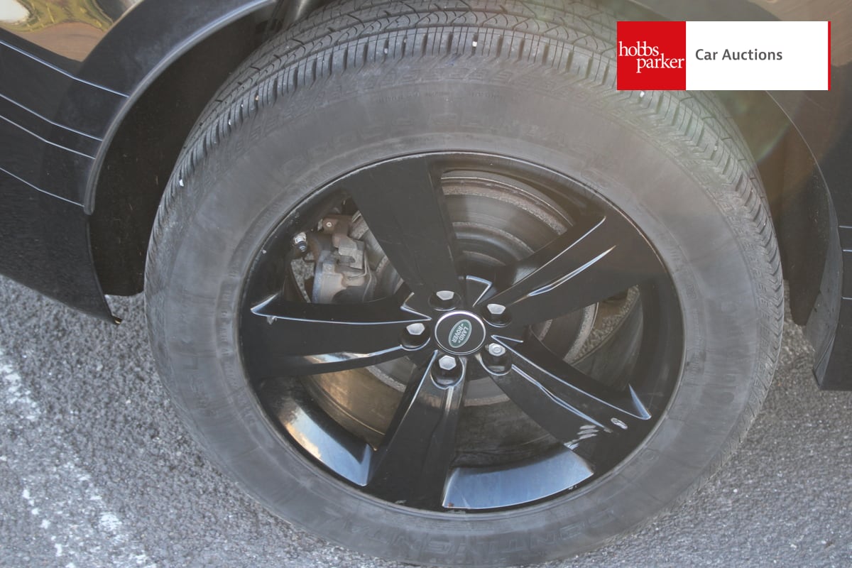 LAND ROVER R ROVER VELAR R-DYN S D180 A image 10