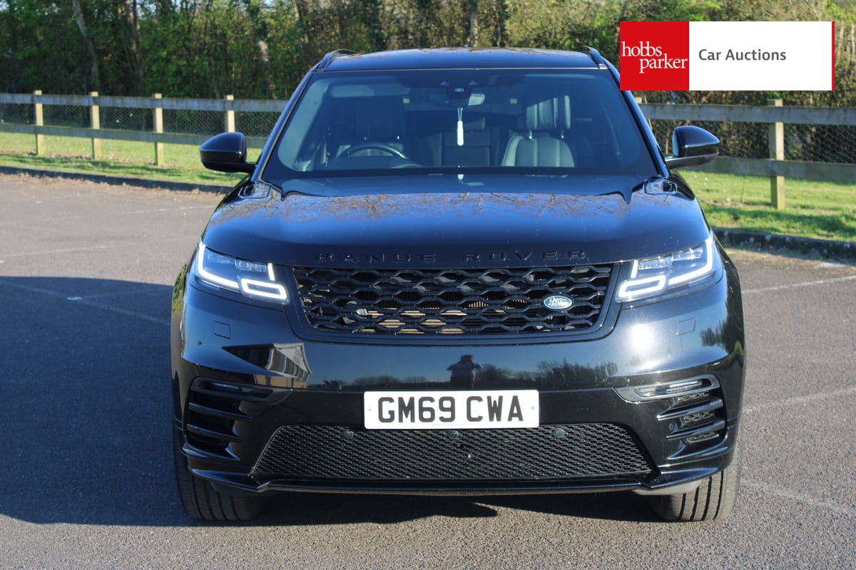 LAND ROVER R ROVER VELAR R-DYN S D180 A image 8