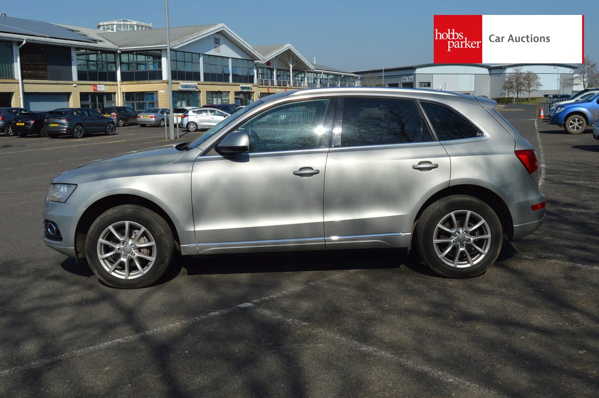 AUDI Q5 SE TDI QUATTRO AUTO image 6