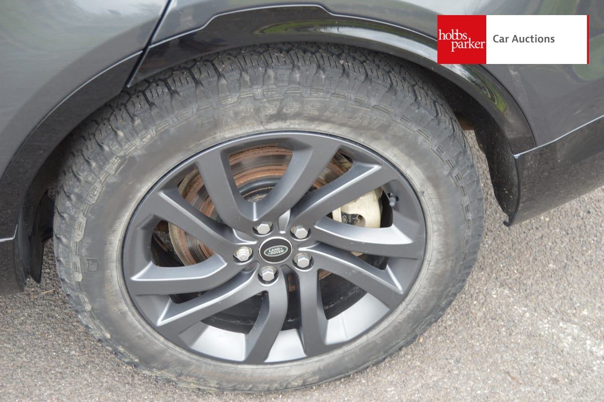 LAND ROVER DISCOVERY R DYNAMIC SE D MHEV A image 10