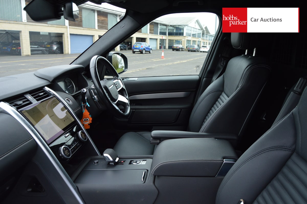 LAND ROVER DISCOVERY R DYNAMIC SE D MHEV A image 13