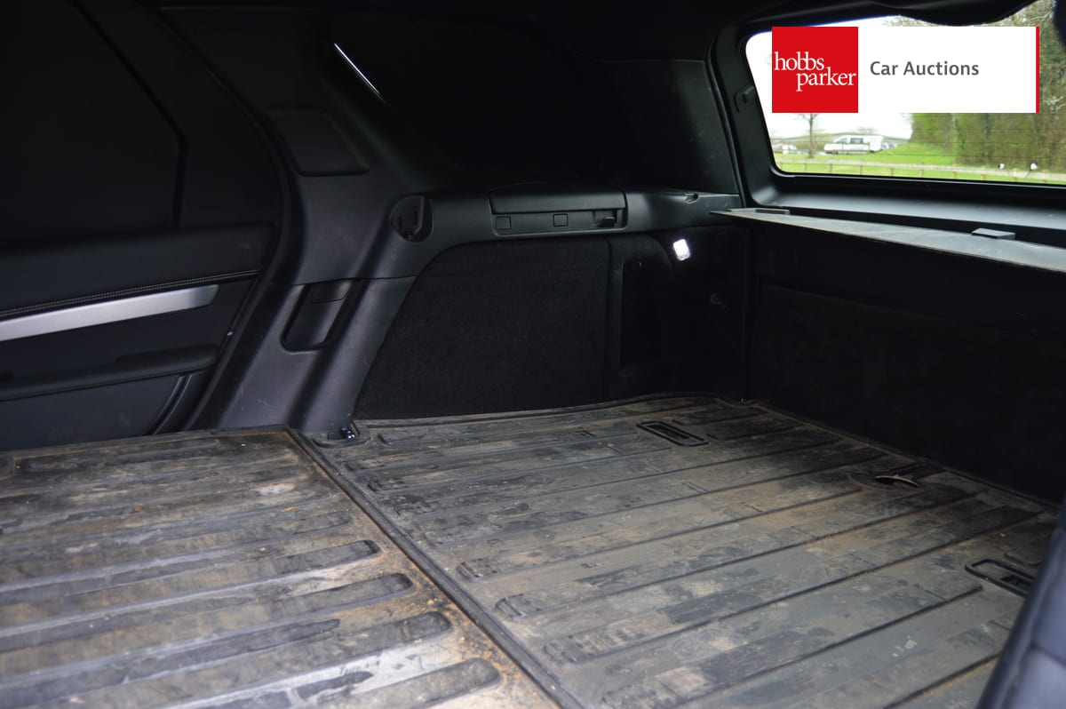 LAND ROVER DISCOVERY R DYNAMIC SE D MHEV A image 14