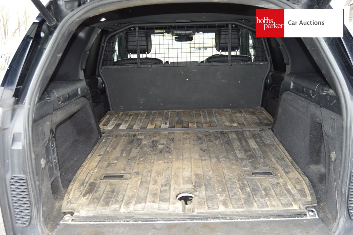 LAND ROVER DISCOVERY R DYNAMIC SE D MHEV A image 16