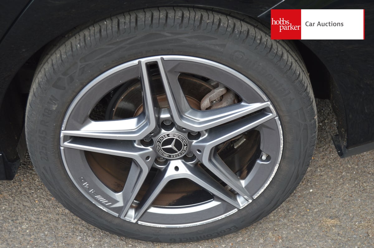 MERCEDES-BENZ CLA 180 AMG LN EXECUTVE MHEV A image 10