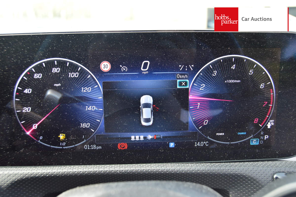 MERCEDES-BENZ CLA 180 AMG LN EXECUTVE MHEV A image 17