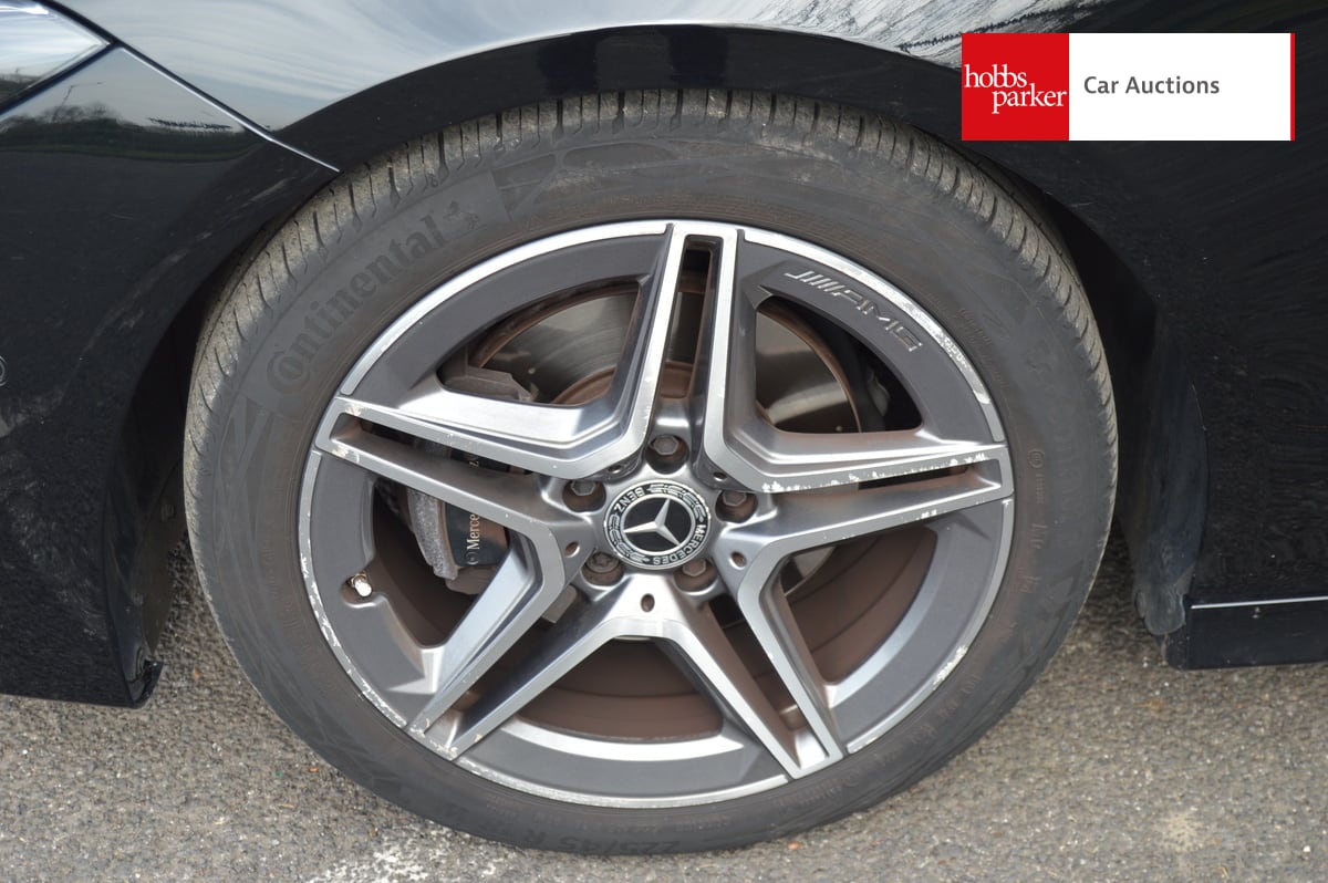 MERCEDES-BENZ CLA 180 AMG LN EXECUTVE MHEV A image 9