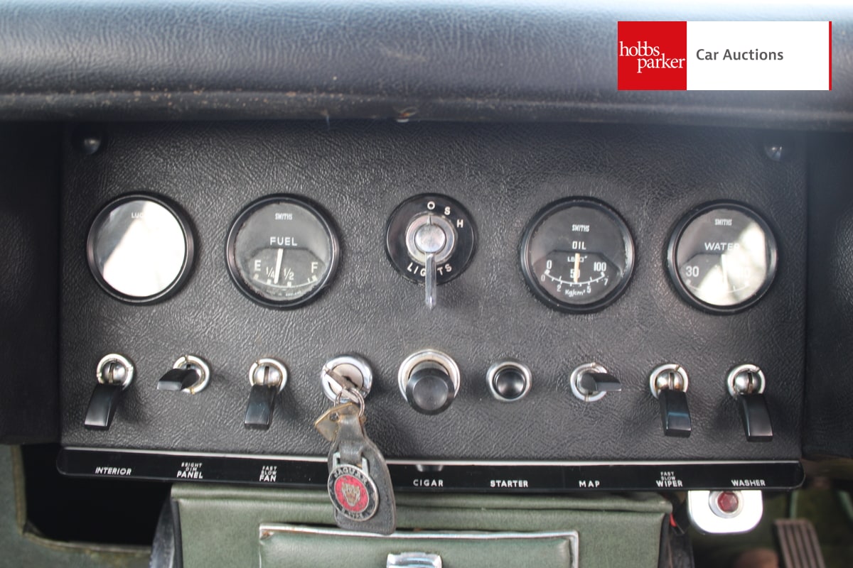 JAGUAR E TYPE S1 4.2 FHC image 24