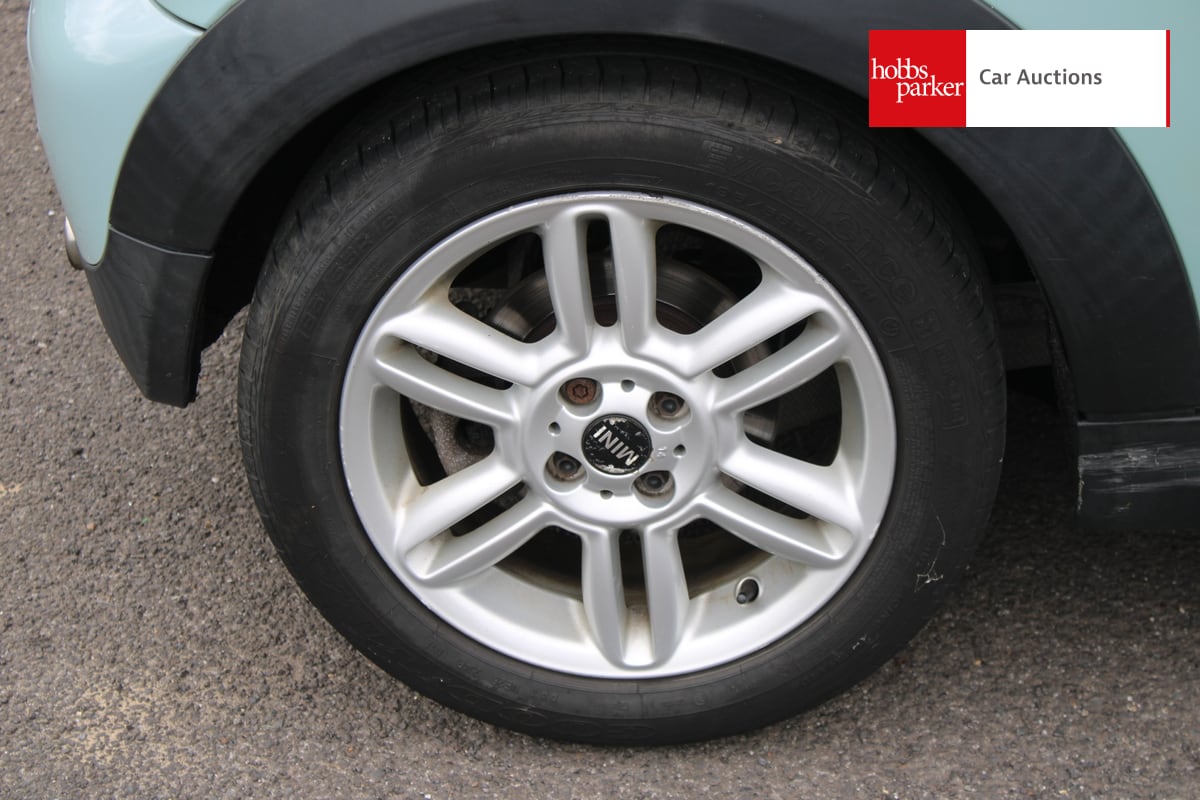 MINI COOPER image 10