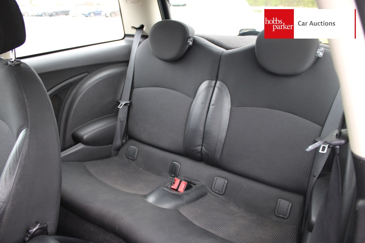 MINI COOPER image 14