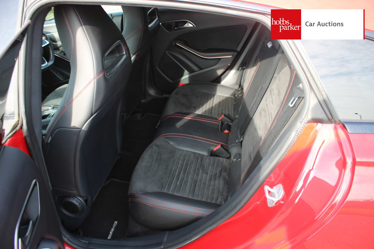 MERCEDES-BENZ CLA 220 D AMG LINE AUTO image 14