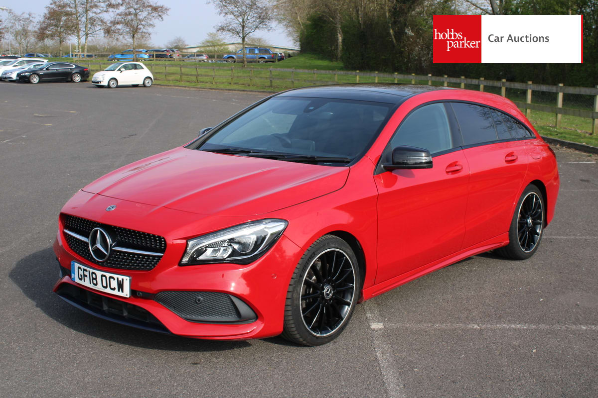 MERCEDES-BENZ CLA 220 D AMG LINE AUTO image 7