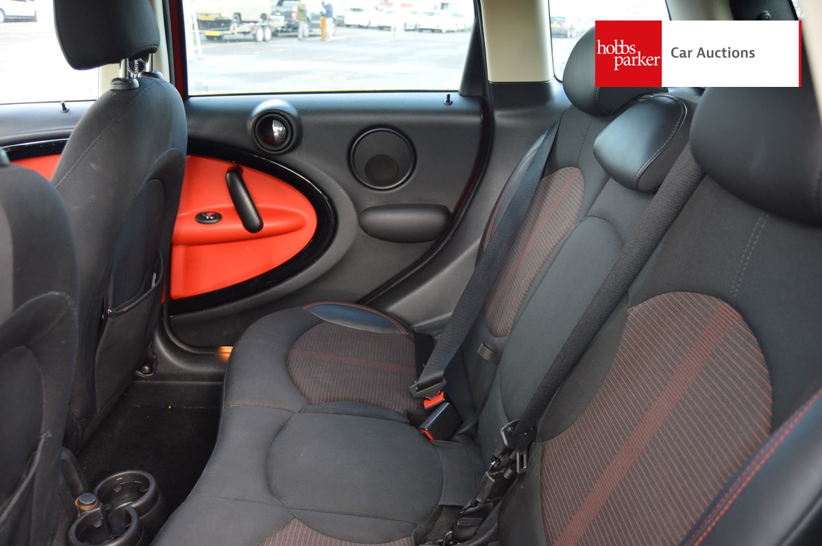 MINI COUNTRYMAN COOPER D ALL4 image 14