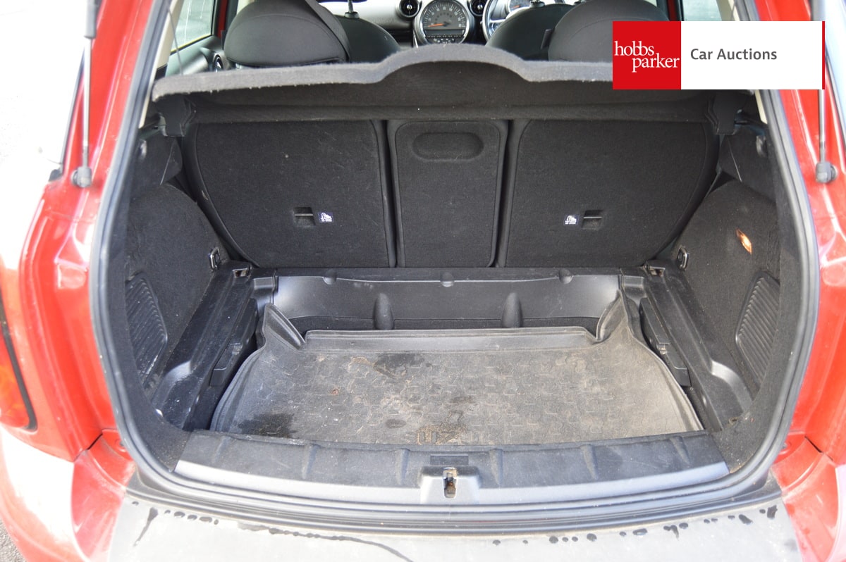 MINI COUNTRYMAN COOPER D ALL4 image 15