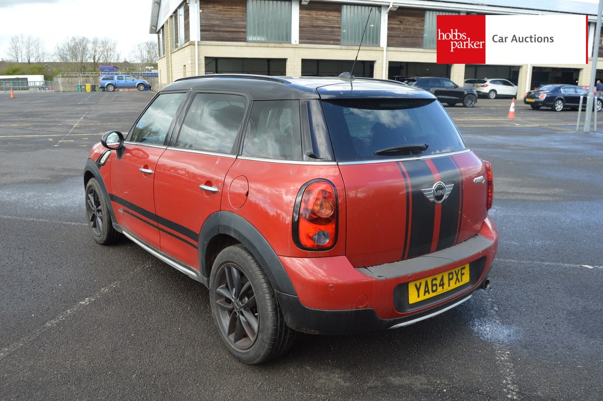 MINI COUNTRYMAN COOPER D ALL4 image 5